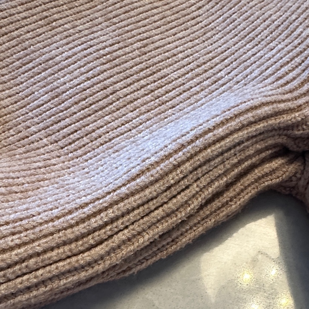 Astr V-Neck Ribbed Sweater - Tan - Picture 10 of 11